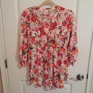 Floral stretch maternity shirt